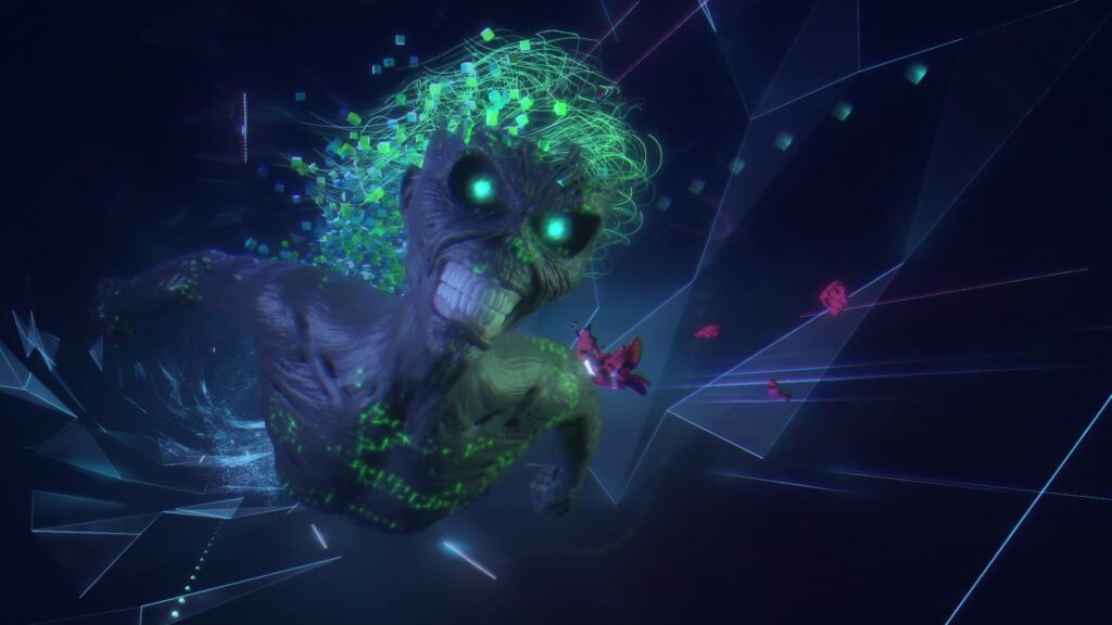 Eddie digital en el videoclip Speed of Light de Iron Maiden, representado como una criatura virtual con ojos luminosos en un entorno de gráficos y efectos digitales.